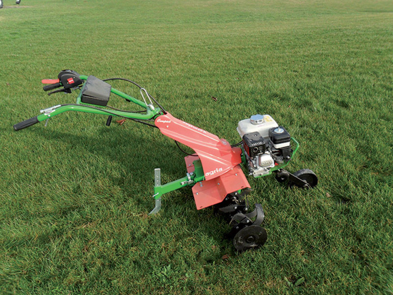 Location Outillage Espace Vert Motoculteurs Herse Rotative Groupe Hbi