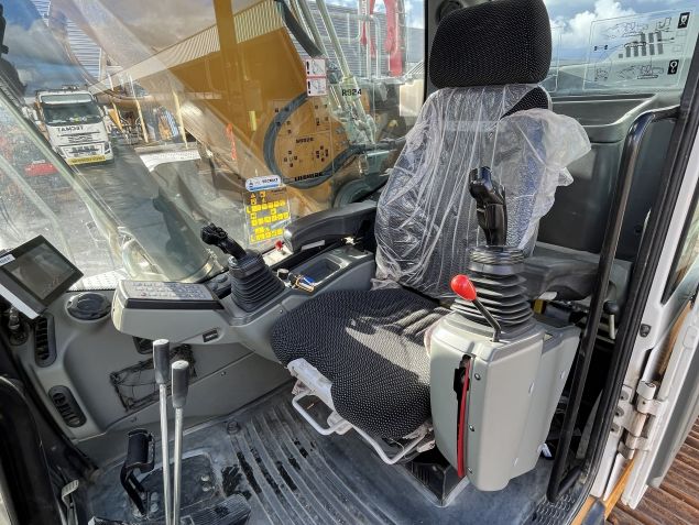 Liebherr Liebherr R 924 Litronic - Visuel #11