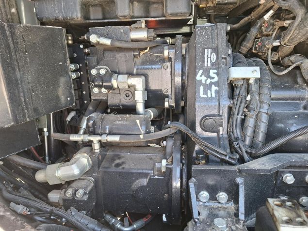 Euromach PELLE ARAIGNEE R1255 4X4 - Visuel #15