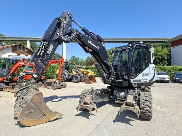Euromach PELLE ARAIGNEE R1255 4X4 - Visuel #1