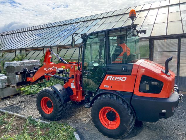 Kubota R090 - Visuel #2