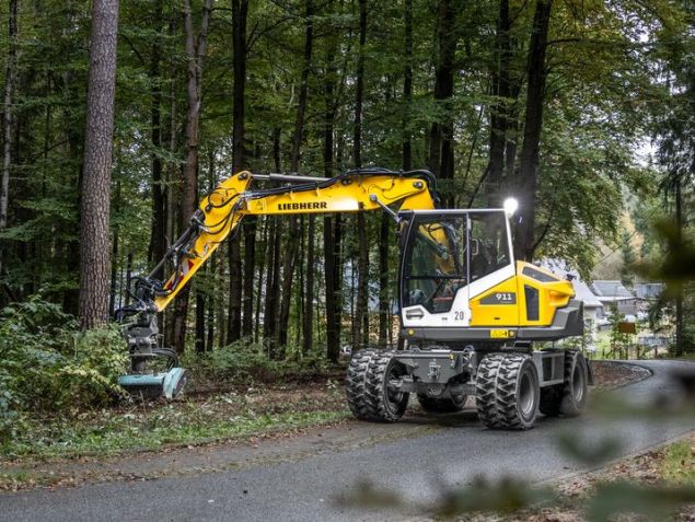 Liebherr A911 COMPACT LITRONIC - Visuel #1